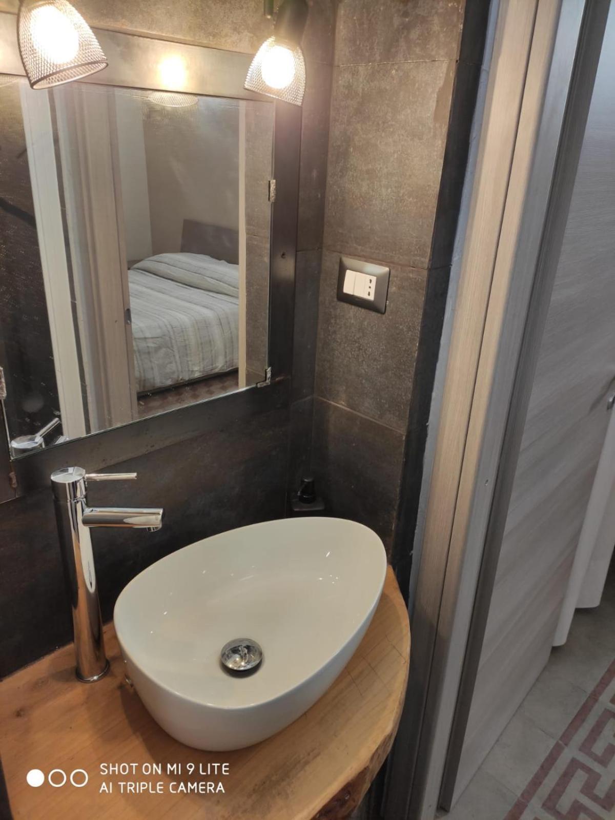 Zed-House Apartamento Nizza Monferrato Exterior foto